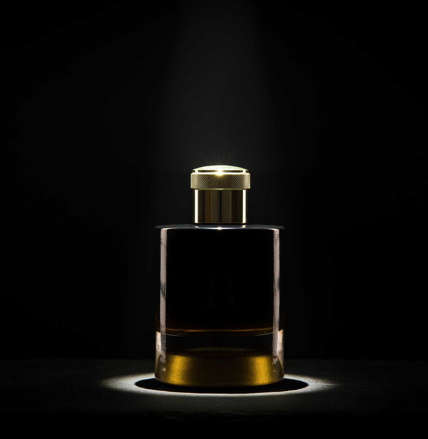 Pantheon Parfums Le "R" (100ml)